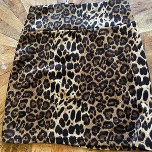 M Leopard mini skirt with chunky zipper